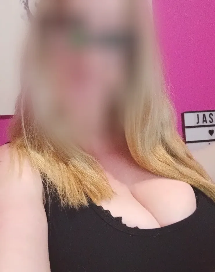 Anja, 39