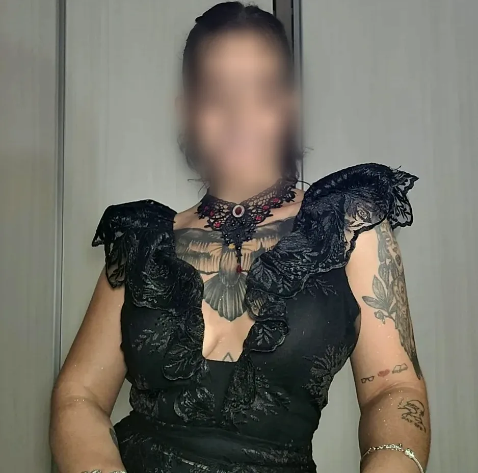 Yasmin, 30